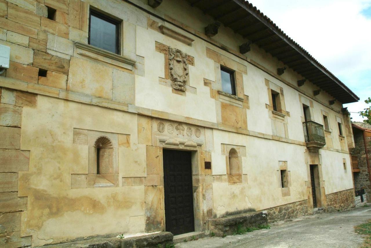 Palacio Rural De Inguanzo De Cabrales Villa ภายนอก รูปภาพ