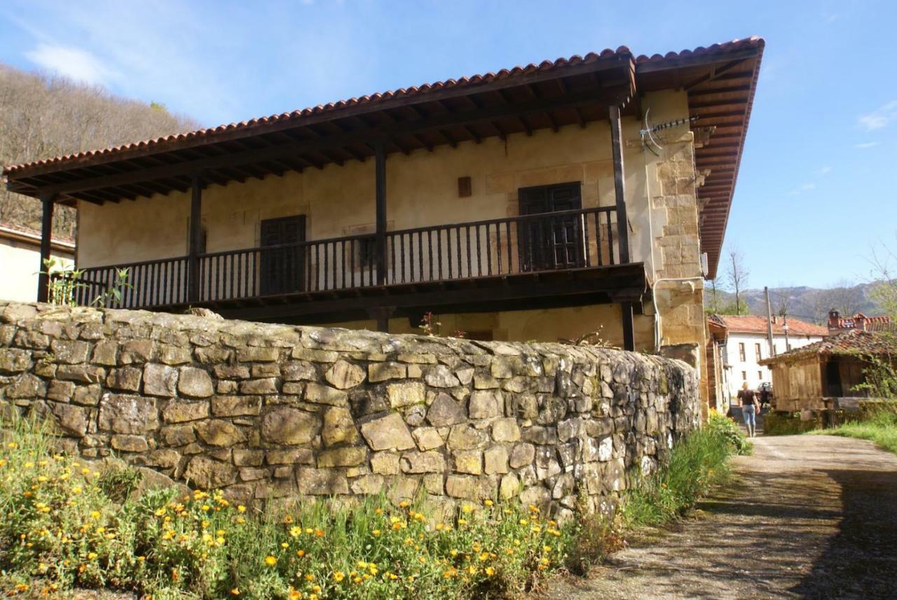 Palacio Rural De Inguanzo De Cabrales Villa ภายนอก รูปภาพ